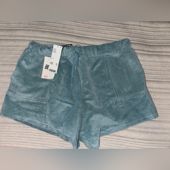 BDG Pants - Nwt BDG Toni Corduroy Pull On Shorts Size L Women Urban Outfitters